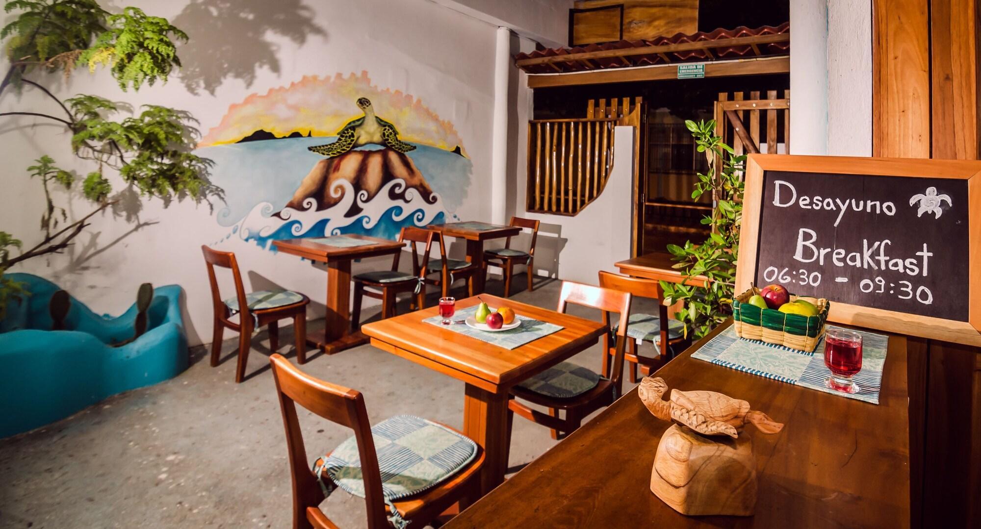 Galapagos Native Hostel Puerto Ayora  Ngoại thất bức ảnh
