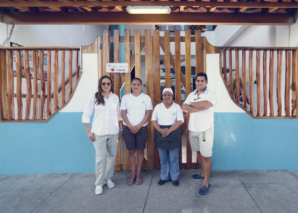 Galapagos Native Hostel Puerto Ayora  Ngoại thất bức ảnh